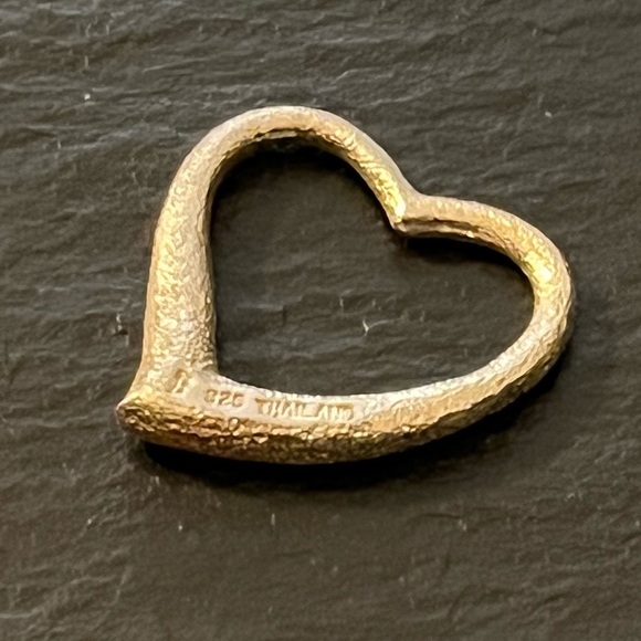 Sterling Silver Sandblasted Open Heart Pendant Marked 925 - Picture 9 of 12